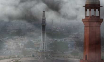 پنجاب و خیبر میں شدید اسموگ، لاہور کا اےکیوآئی خطرناک