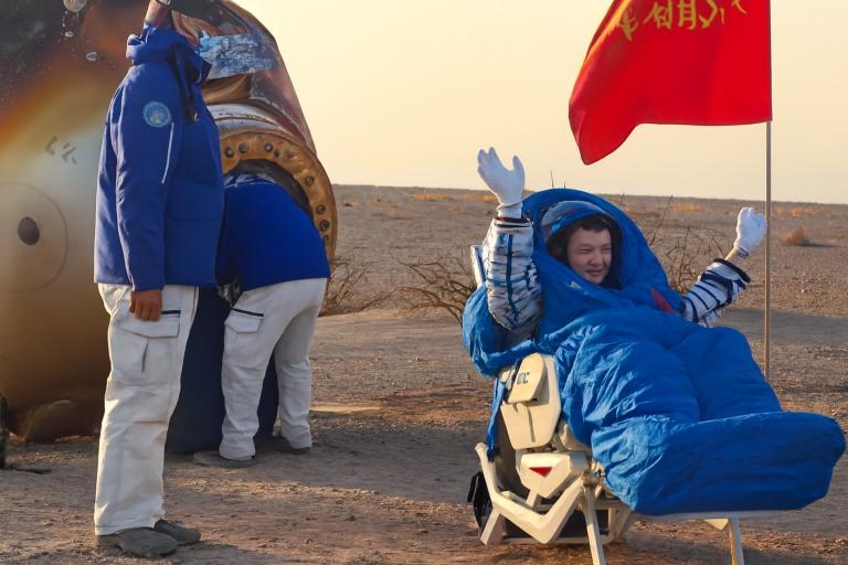 چینی خلابازوں کی واپسی کیلئے شینژو-22 ہنگامی مشن