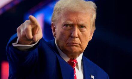 ٹرمپ کا امیگریشن معطلی اور سخت آڈٹ کا اعلان