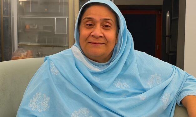 راجب بٹ کی وائرل چیٹ پر ماں نے وضاحت دی