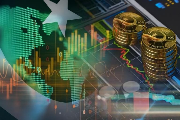 پاکستان میں معیشت پر عوامی اعتماد کم، ذاتی مالیات میں امید