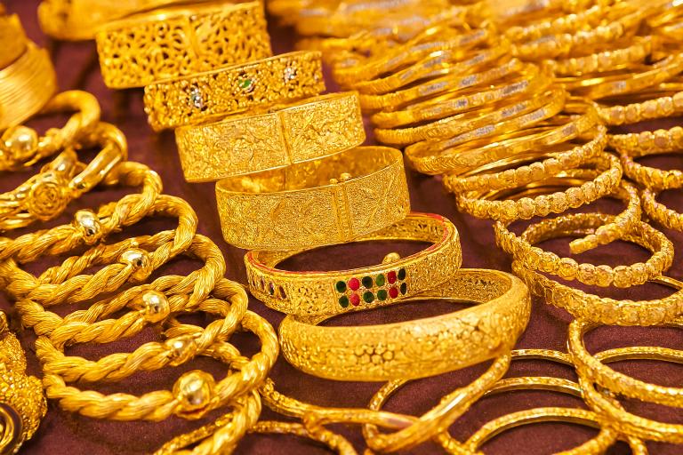 سونے کی قیمتیں عالمی اور مقامی مارکیٹ میں ریکارڈ