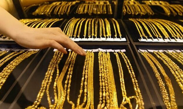 پاکستان میں سونے کی قیمت میں بڑی کمی ریکارڈ