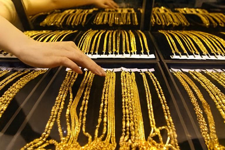 پاکستان میں سونے کی قیمت میں بڑی کمی ریکارڈ
