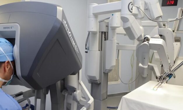 پاکستان میں پہلی بین الاقوامی ٹیلی روبوٹک سرجری