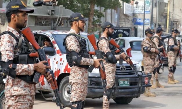 سندھ رینجرز و کسٹمز کی کارروائی، اسمگل شدہ سامان ضبط