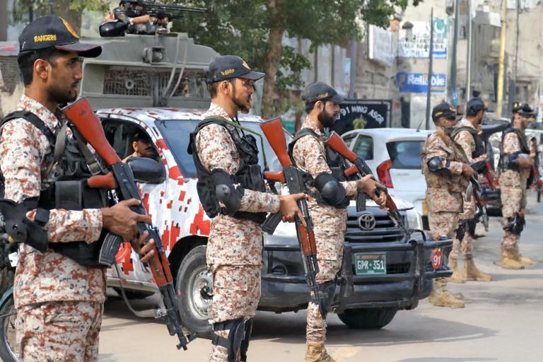 سندھ رینجرز و کسٹمز کی کارروائی، اسمگل شدہ سامان ضبط