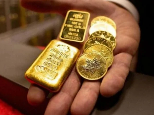 پاکستان ایئرپورٹس پر سونا اور چاندی کی بڑی ضبطی