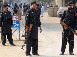 لکی مروت: بس بم حملہ، پولیس مقابلے میں دہشت گرد ہلاک ایک